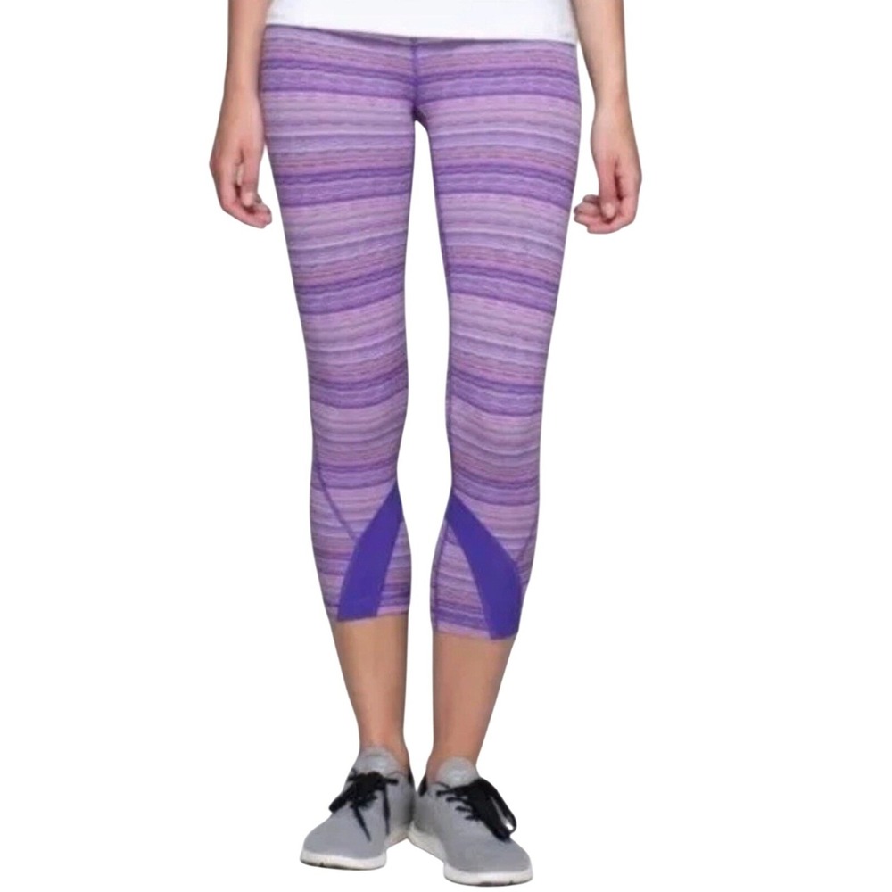 Lululemon Size 6 Striped Purple‎ Crop Leggings Athletic Yoga Pants Womens